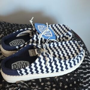 Hey Dude Womens Slip-On Blue and White Zigzag